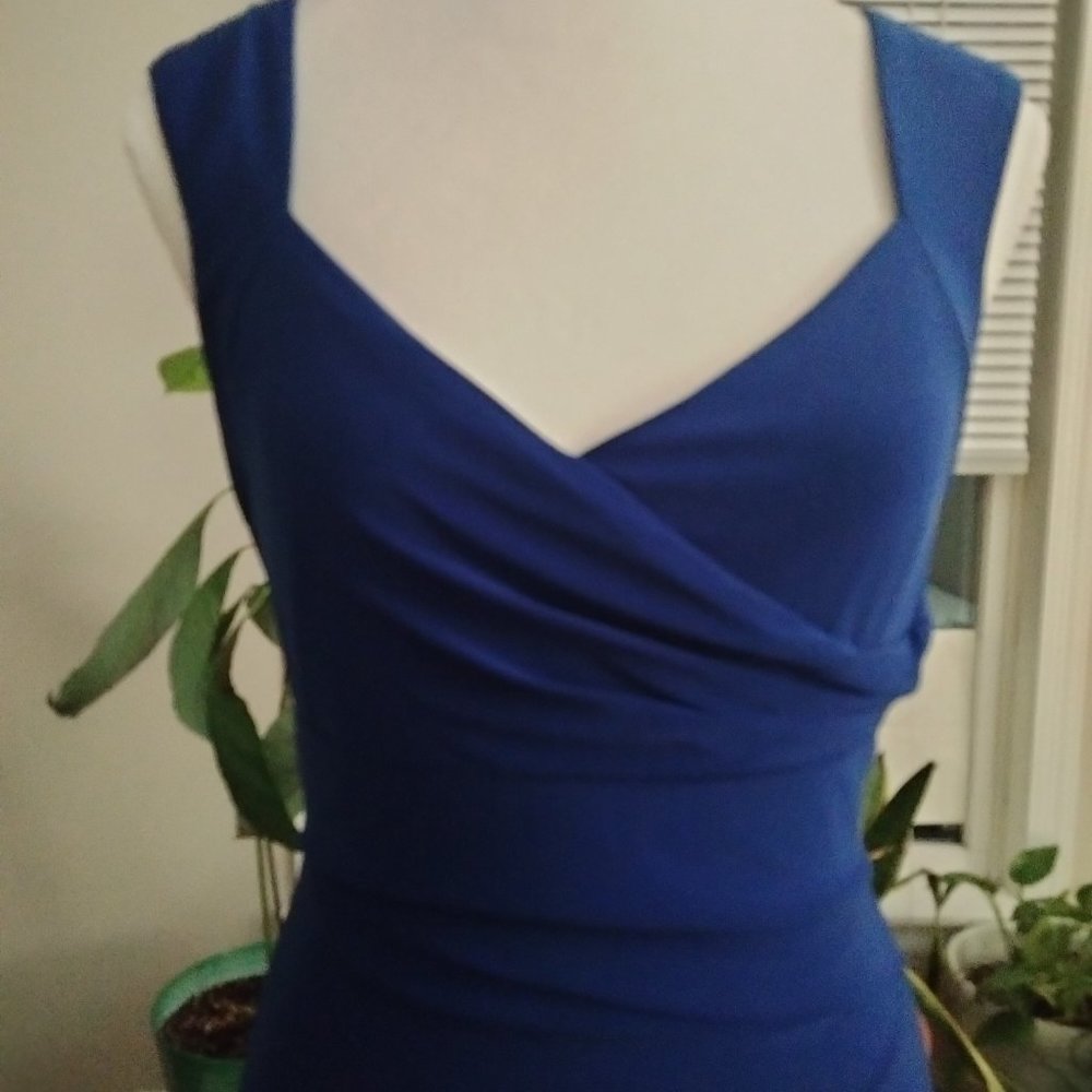 Instant slimming dress no bra needed 😳💞